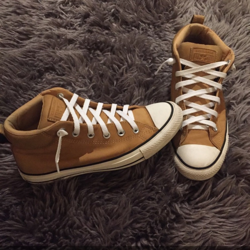 Men’s mustard yellow converse shoes size 7